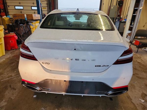 2023 GENESIS G70