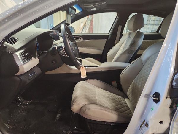 2023 GENESIS G70