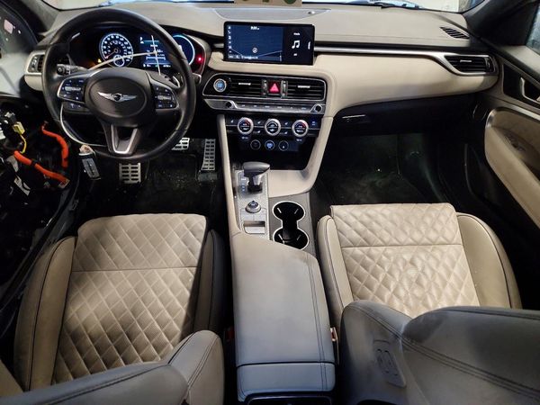 2023 GENESIS G70