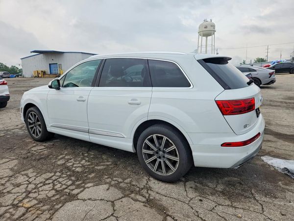 2017 AUDI Q7 quattro Premium Plus