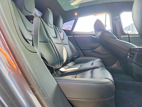 2018 TESLA MODEL S
