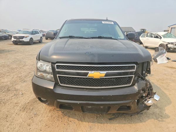 2014 CHEVROLET SUBURBAN LT