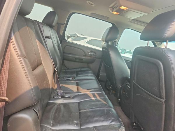 2014 CHEVROLET SUBURBAN LT