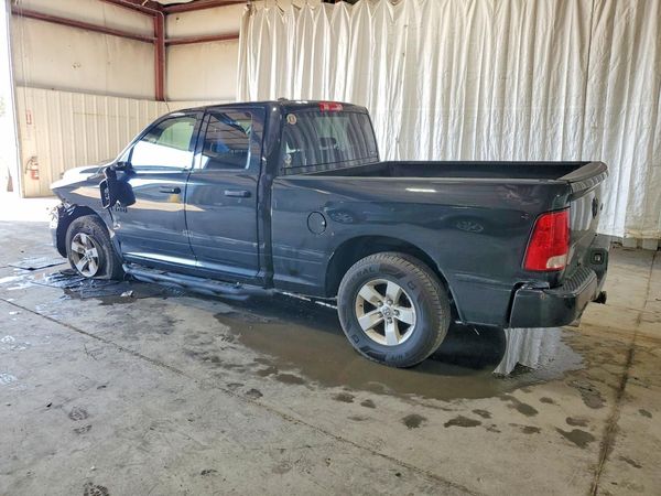 2016 RAM 1500 ST