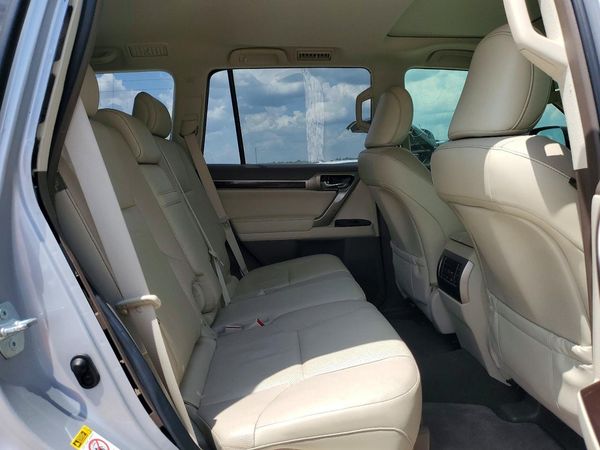 2016 LEXUS GX 460