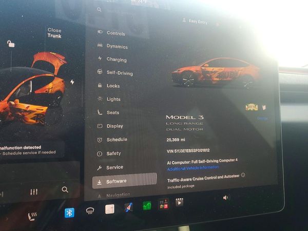 2025 TESLA MODEL 3