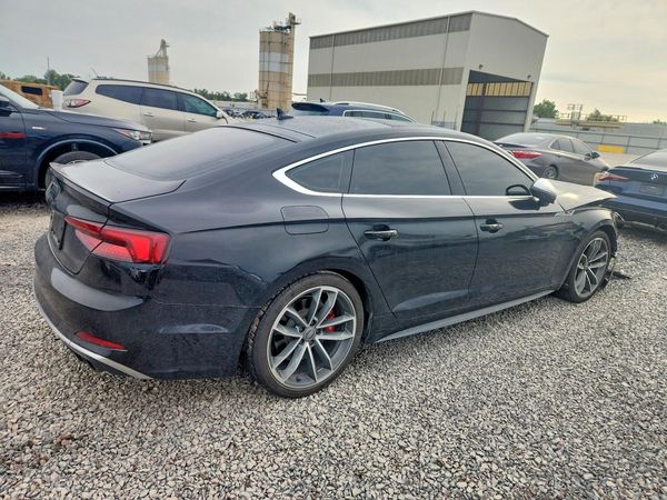 2018 AUDI S5