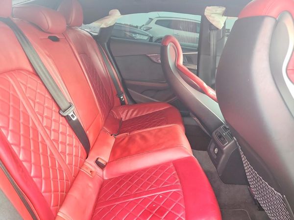 2018 AUDI S5