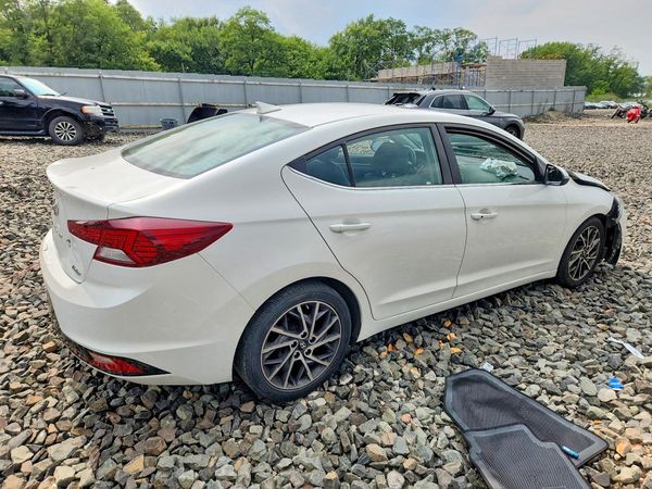 2019 HYUNDAI ELANTRA