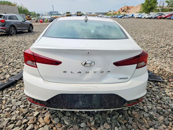 2019 HYUNDAI ELANTRA