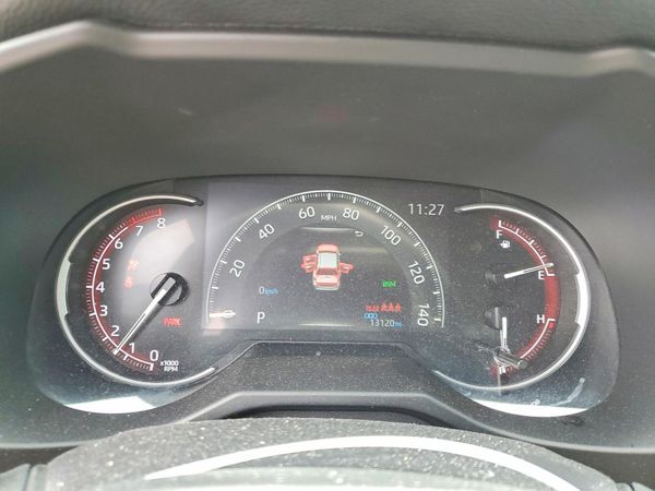 2024 TOYOTA RAV4 XLE