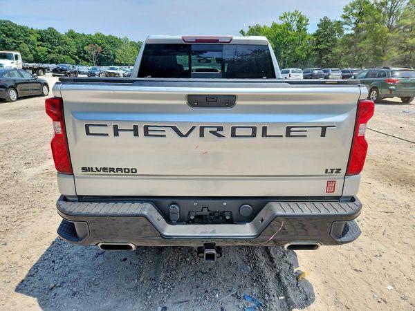 2021 CHEVROLET SILVERADO Trail Boss - LT