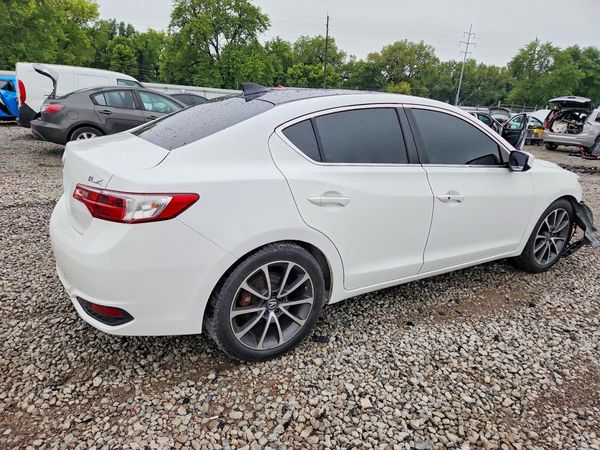 2017 ACURA ILX Base/Acura Watch Plus