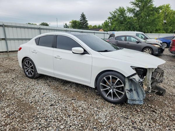 2017 ACURA ILX Base/Acura Watch Plus