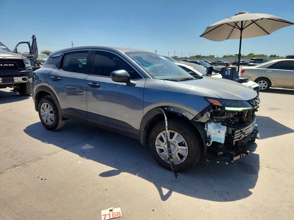 2026 NISSAN KICKS