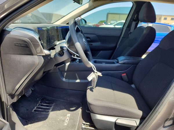 2026 NISSAN KICKS