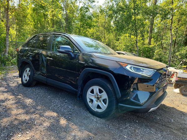 2020 TOYOTA RAV4 Limited HV