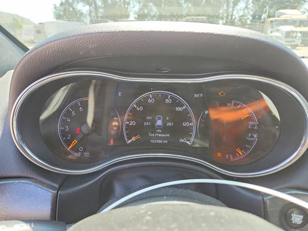 2017 JEEP GRAND CHEROKEE LAREDO 4X2