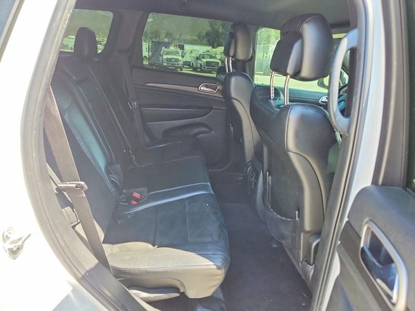 2017 JEEP GRAND CHEROKEE LAREDO 4X2