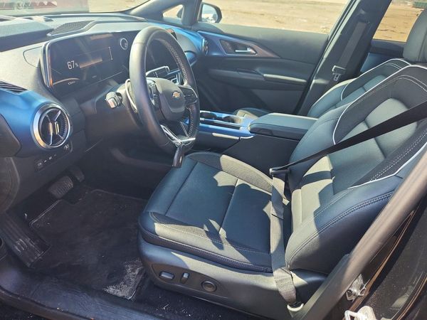 2025 CHEVROLET EQUINOX