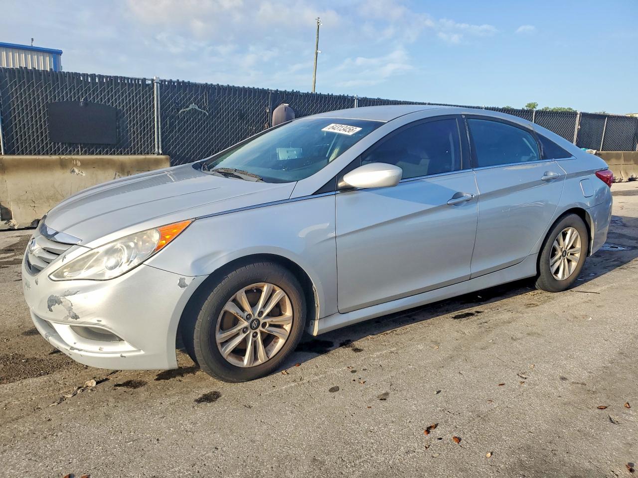 2014 HYUNDAI SONATA GLS/ GLS Popular