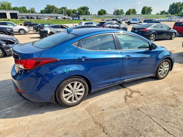 2015 HYUNDAI ELANTRA