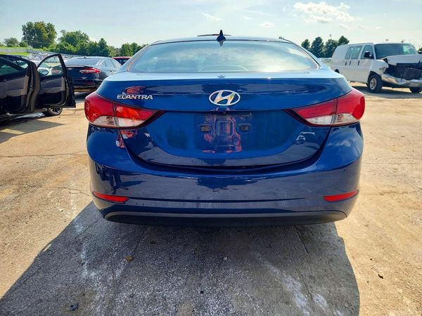 2015 HYUNDAI ELANTRA