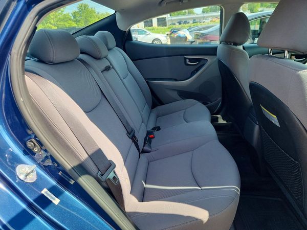 2015 HYUNDAI ELANTRA