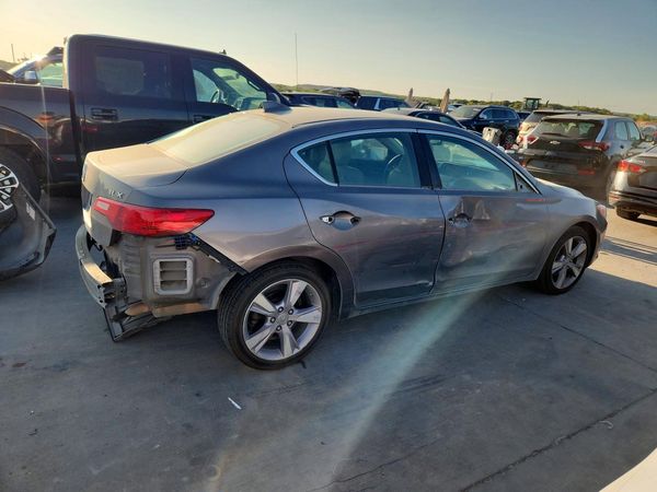 2013 ACURA ILX 20 PREMIUM