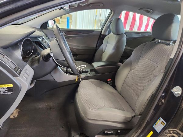 2014 HYUNDAI SONATA GLS/ GLS Popular — DENT