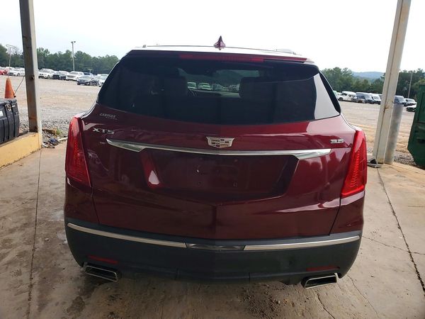 2017 CADILLAC XT5 Luxury
