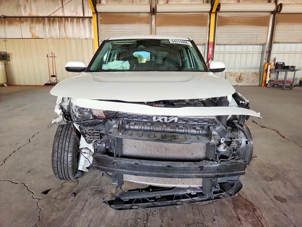 2023 KIA SOUL LX, S