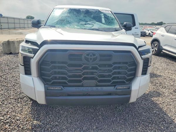 2024 TOYOTA TUNDRA Others