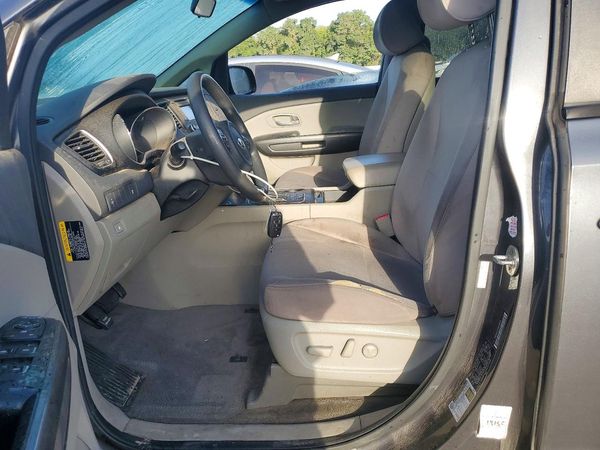 2016 KIA SEDONA