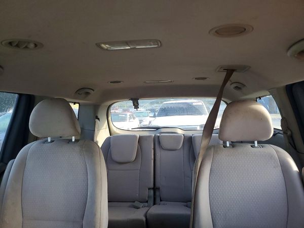 2016 KIA SEDONA