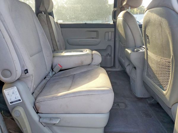 2016 KIA SEDONA
