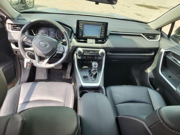 2022 KIA CARNIVAL LX, LX Seat Package