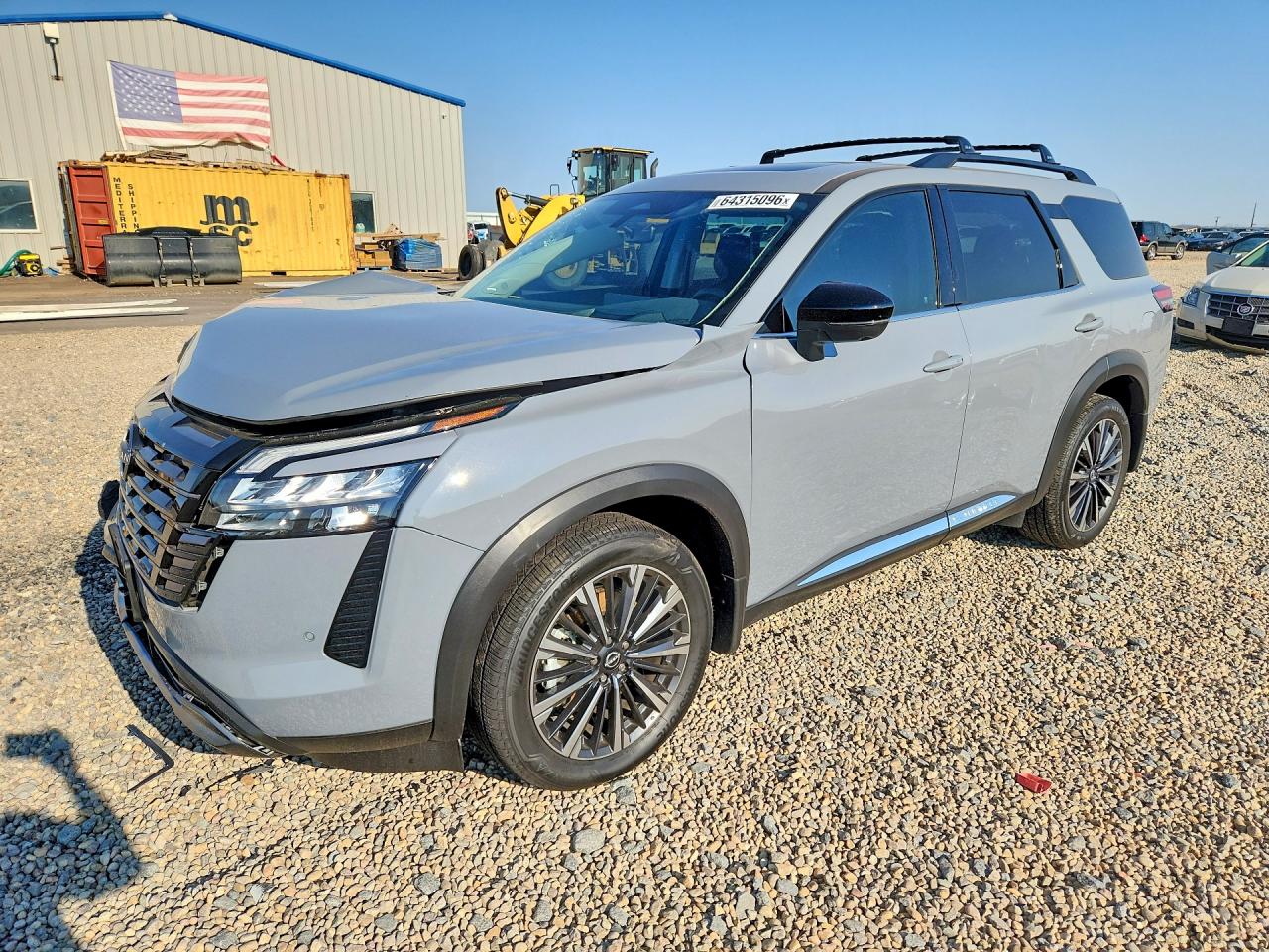 2026 NISSAN PATHFINDER Platinum — Front 3/4