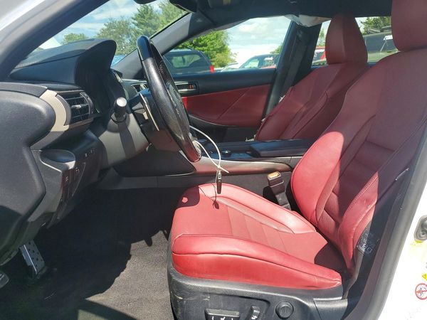 2017 LEXUS IS 200t