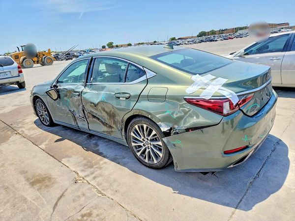 2019 LEXUS ES 350