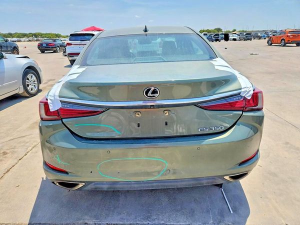 2019 LEXUS ES 350