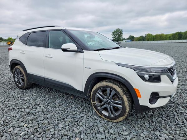 2021 KIA SELTOS S