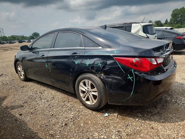 2013 HYUNDAI SONATA GLS/ GLS Popular