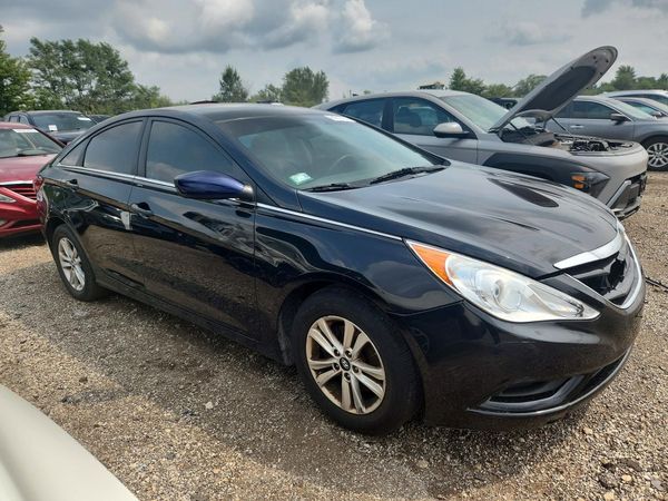 2013 HYUNDAI SONATA GLS/ GLS Popular