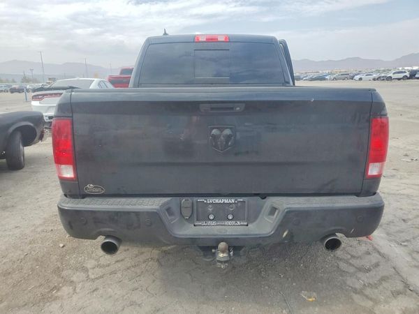 2018 RAM 1500 SLT