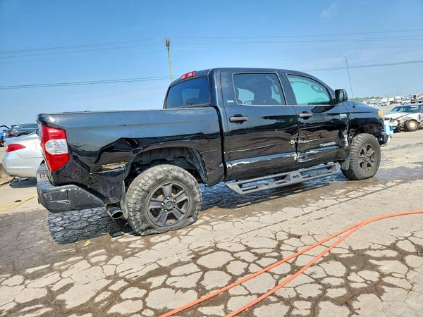 2015 TOYOTA TUNDRA SR5 Grade