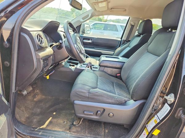2015 TOYOTA TUNDRA SR5 Grade