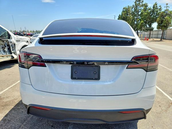 2023 TESLA MODEL X