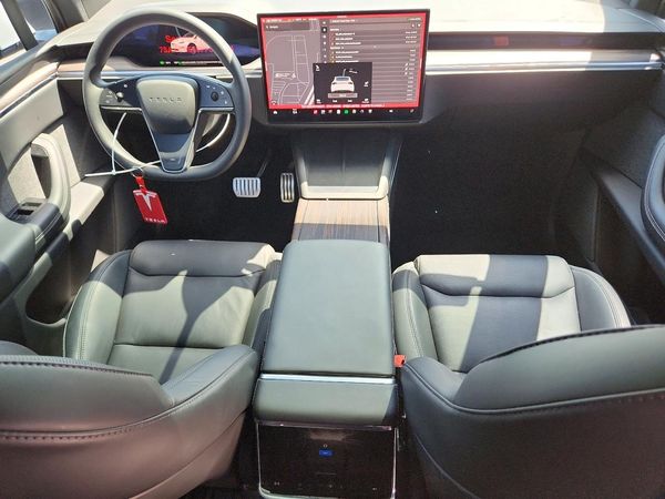 2023 TESLA MODEL X