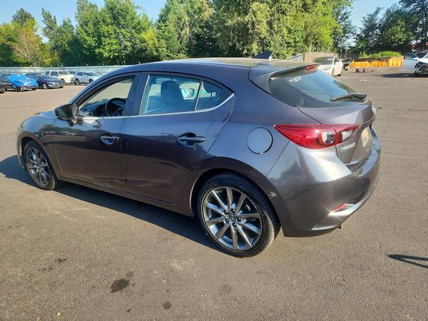 2018 MAZDA 3